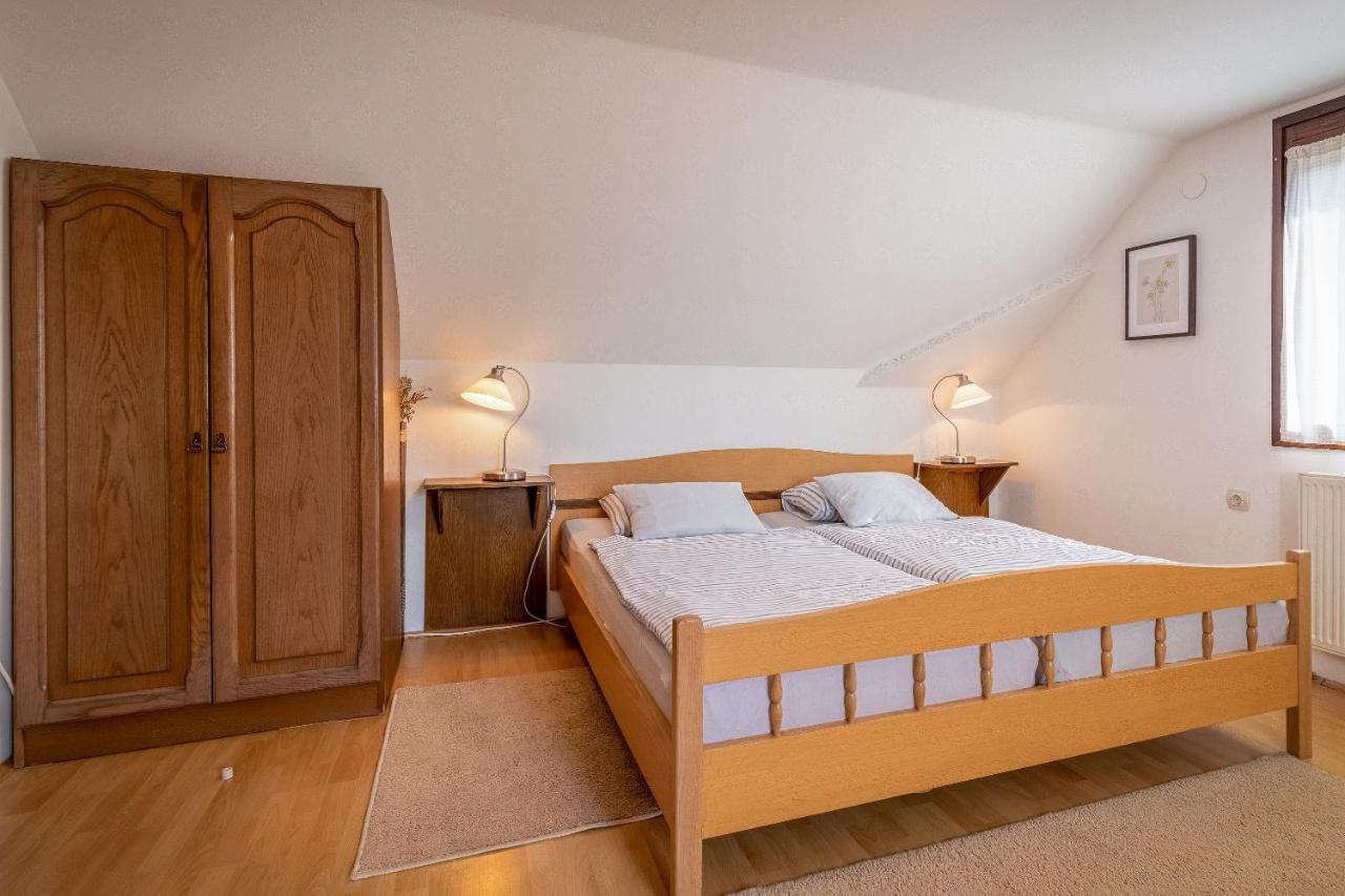 Farmstay Kotic 슬루니 외부 사진