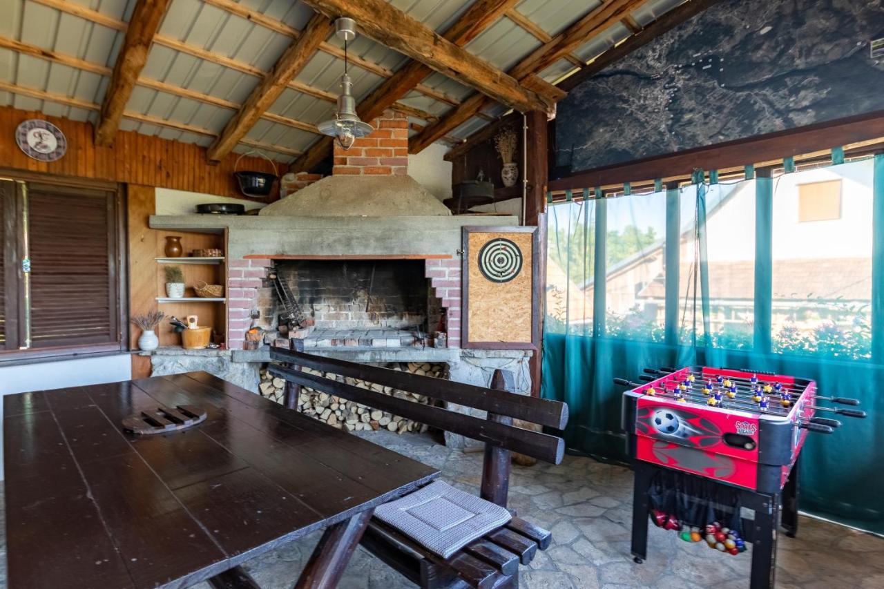 Farmstay Kotic 슬루니 외부 사진