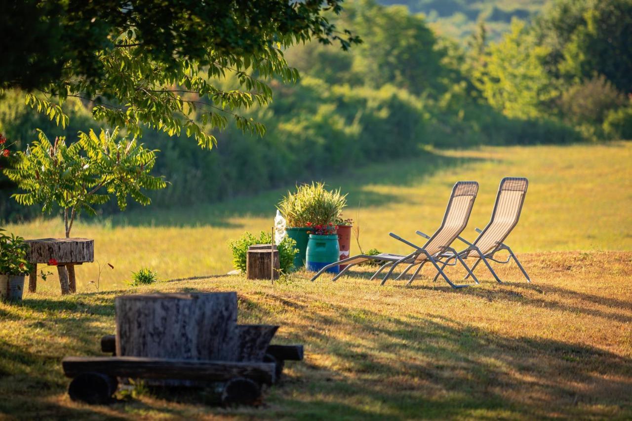 Farmstay Kotic 슬루니 외부 사진