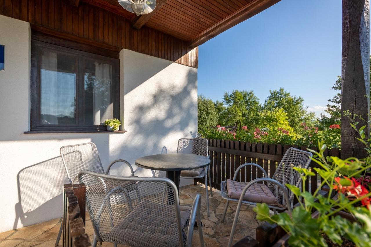Farmstay Kotic 슬루니 외부 사진