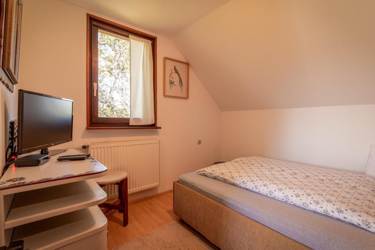 Farmstay Kotic 슬루니 외부 사진