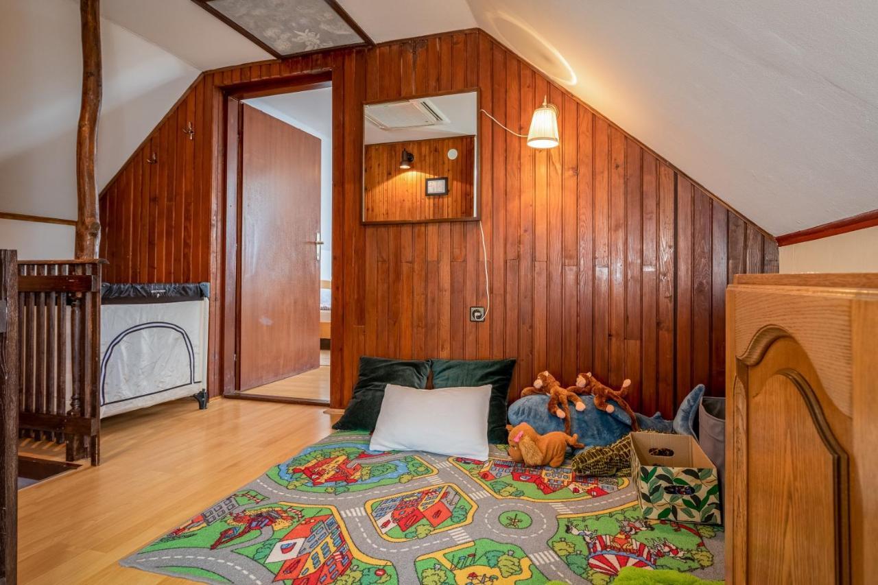 Farmstay Kotic 슬루니 외부 사진